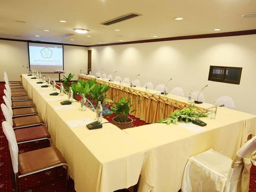 Thumrin Hotel Trang Zewnętrze zdjęcie