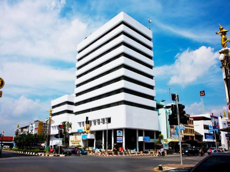Thumrin Hotel Trang Zewnętrze zdjęcie